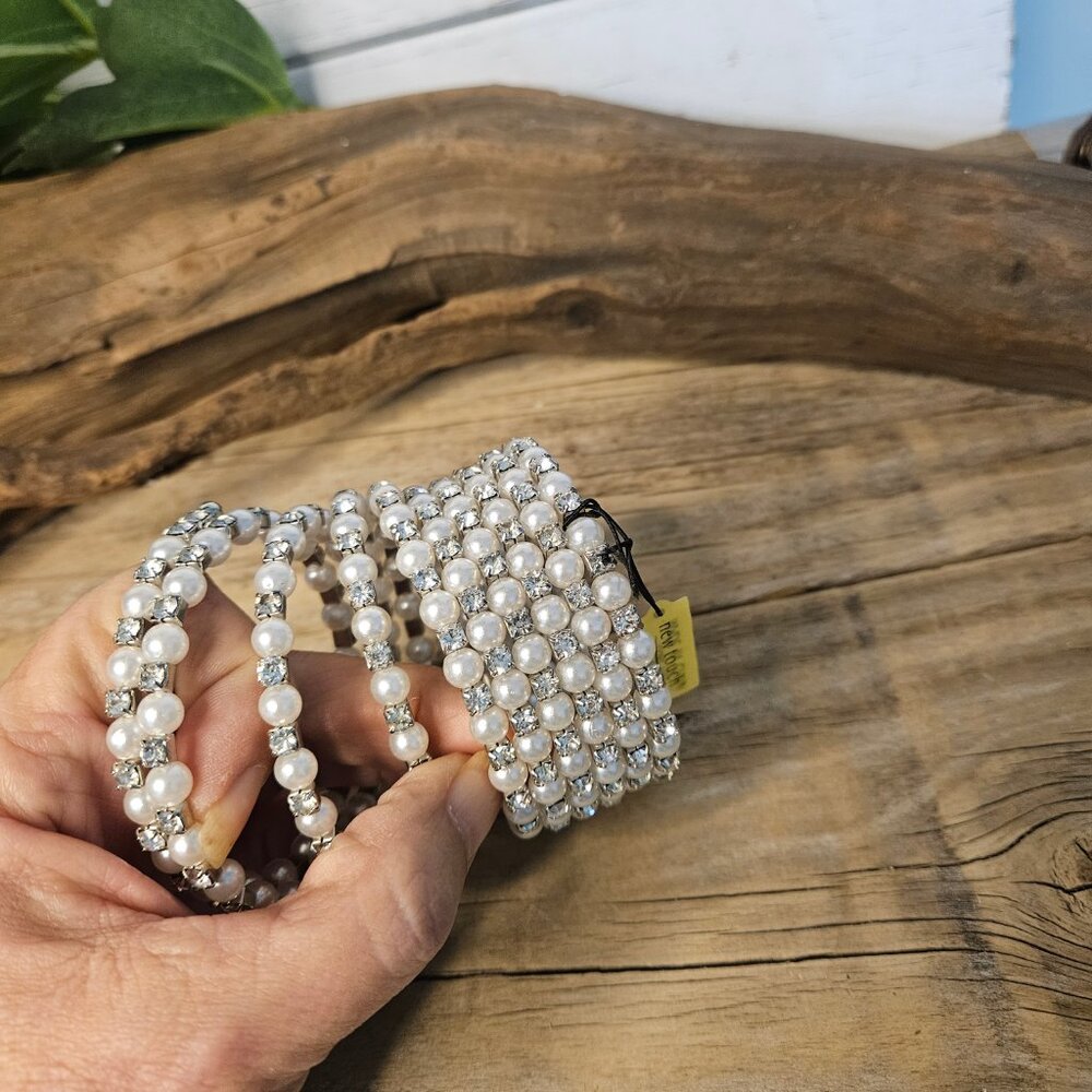 Pearl Rhinestone wide coil -wrap Bracelet - Picture 3 of 4